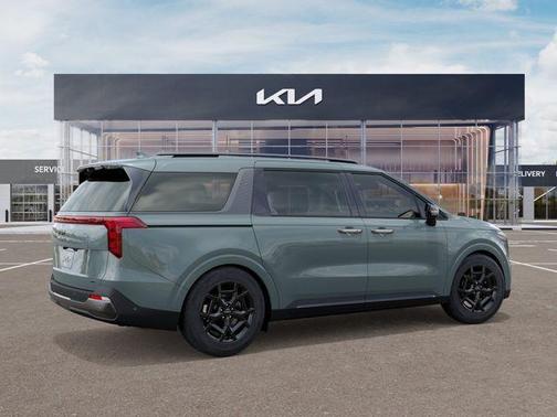 Green 2027 Kia Carnival SX