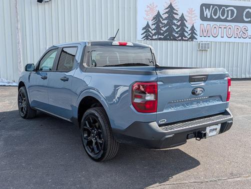 Azure Gray Metallic Tri-Coat 2026 Ford Maverick XLT