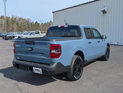 Azure Gray Metallic Tri-Coat 2026 Ford Maverick XLT