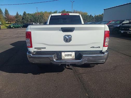 2024 RAM 3500 Big Horn Crew Cab 4x4 8' Box