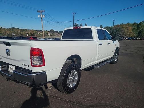2024 RAM 3500 Big Horn Crew Cab 4x4 8' Box