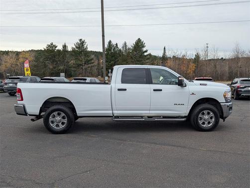 2024 RAM 3500 Big Horn Crew Cab 4x4 8' Box