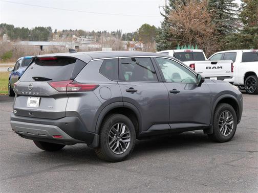2022 Nissan Rogue S