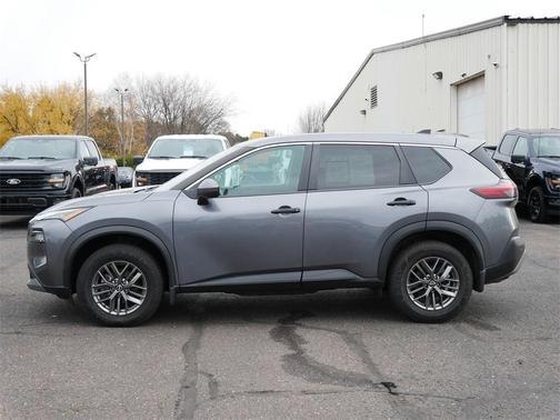 2022 Nissan Rogue S