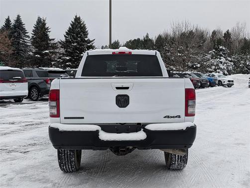 2020 RAM 2500 Big Horn Crew Cab 4X4 6'4' Box