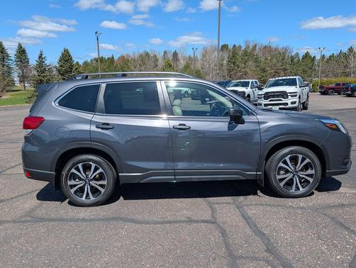 Magnetite Gray Metallic 2023 Subaru Forester Limited