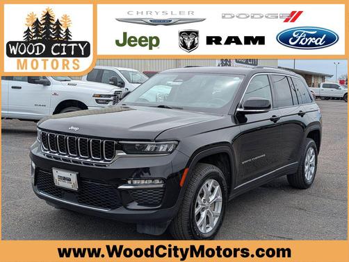 Diamond Black Crystal Pearlcoat 2023 Jeep Grand Cherokee Limited
