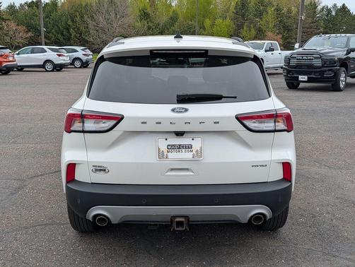 White 2022 Ford Escape SEL