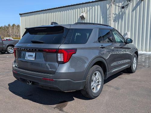 Carbonized Gray Metallic 2025 Ford Explorer Active