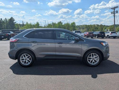 Gray Metallic 2024 Ford Edge SEL