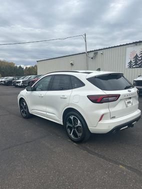 2023 Ford Escape ST-Line Select