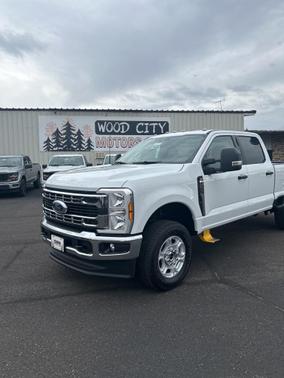 2026 Ford F-350 XLT