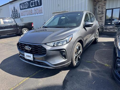2023 Ford Escape ST-Line Select