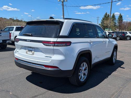 Bright White Clearcoat 2023 Jeep Grand Cherokee Limited