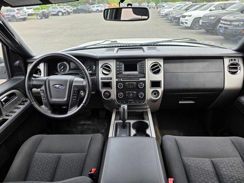 2017 Ford Expedition EL XLT