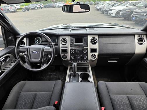 2017 Ford Expedition EL XLT