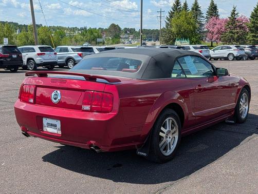 Red 2006 Ford Mustang GT Premium