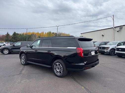 2025 Ford Expedition Max Active 4x4