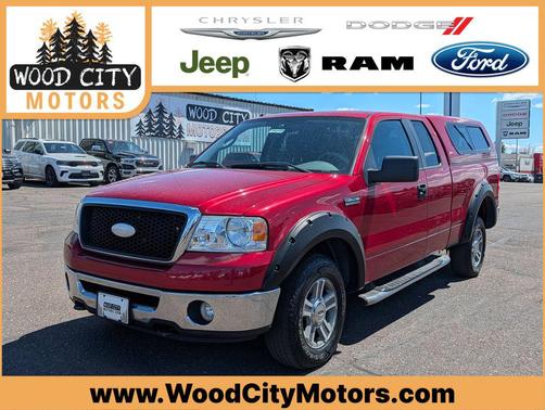 Red 2007 Ford F-150 XLT SuperCab