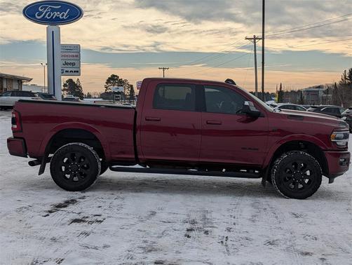 2020 RAM 2500 Laramie Crew Cab 4X4 6'4' Box