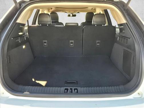 Pristine White Metallic Tri-Coat 2023 Lincoln Nautilus Reserve