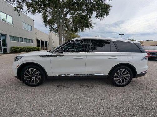2025 Lincoln Aviator Premiere