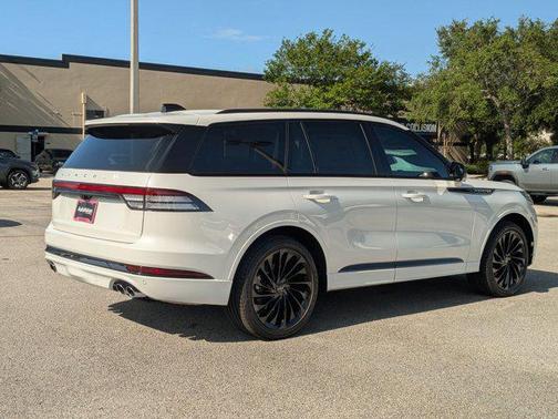 2025 Lincoln Aviator Reserve AWD