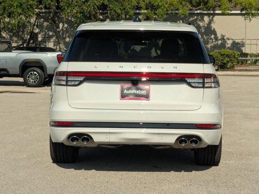 2025 Lincoln Aviator Reserve AWD