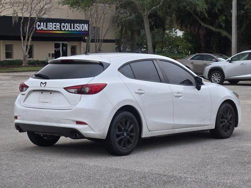 2018 Mazda Mazda3 Sport