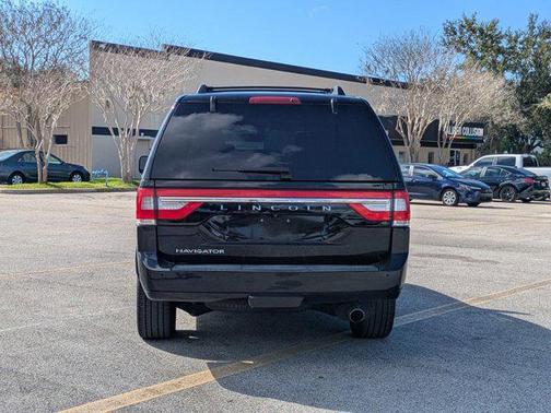 2017 Lincoln Navigator Reserve