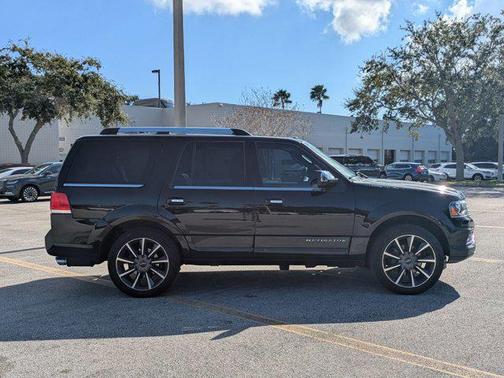 2017 Lincoln Navigator Reserve