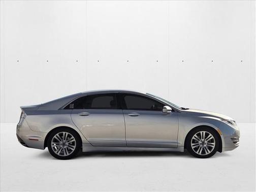 2016 Lincoln MKZ Base