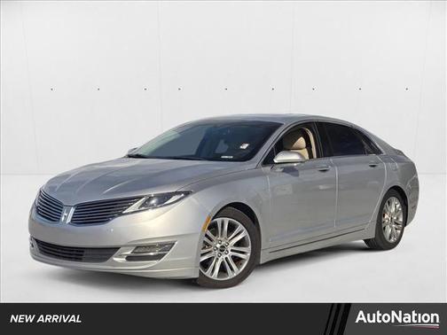 2016 Lincoln MKZ Base