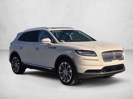 Ceramic Pearl Metallic Tinted Clearcoat 2023 Lincoln Nautilus Reserve