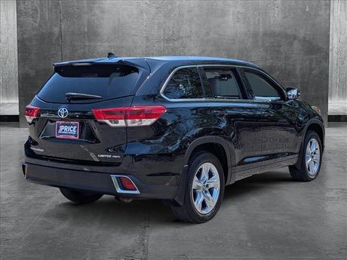 2017 Toyota Highlander Limited