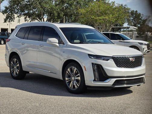 2021 Cadillac XT6 Premium Luxury FWD