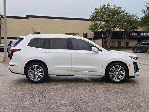 2021 Cadillac XT6 Premium Luxury FWD