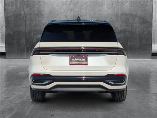 2025 Lincoln Nautilus Black Label