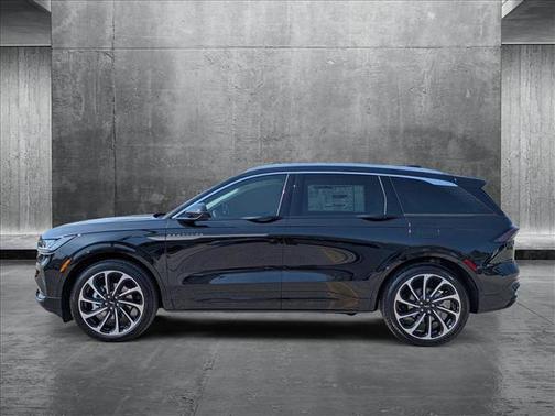 2025 Lincoln Nautilus Black Label