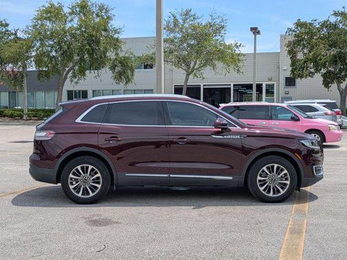 2020 Lincoln Nautilus Standard