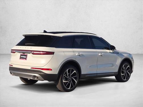 2026 Lincoln Corsair Reserve