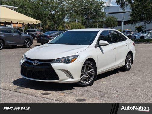 2017 Toyota Camry SE