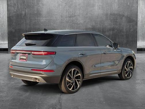 2025 Lincoln Corsair Reserve