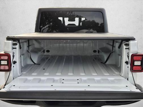 2024 Jeep Gladiator Willys