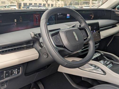 2025 Lincoln Nautilus Premiere