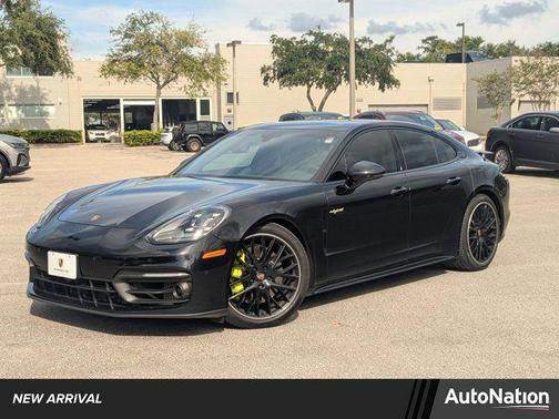 2021 Porsche Panamera E-Hybrid 4
