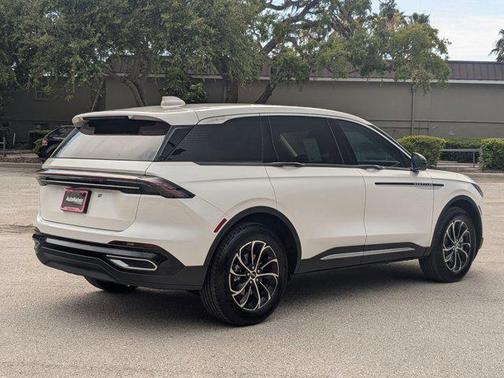 2025 Lincoln Nautilus Premiere