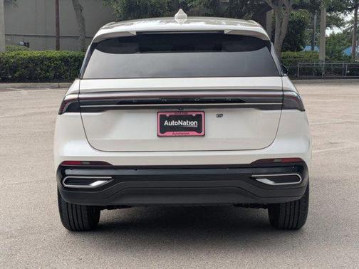 2025 Lincoln Nautilus Premiere