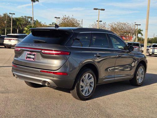 2026 Lincoln Corsair Premiere