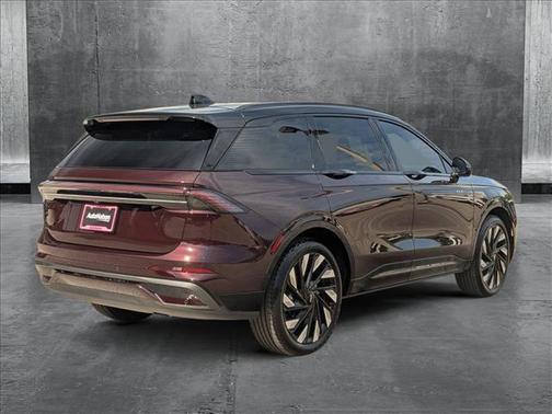 2025 Lincoln Nautilus Reserve
